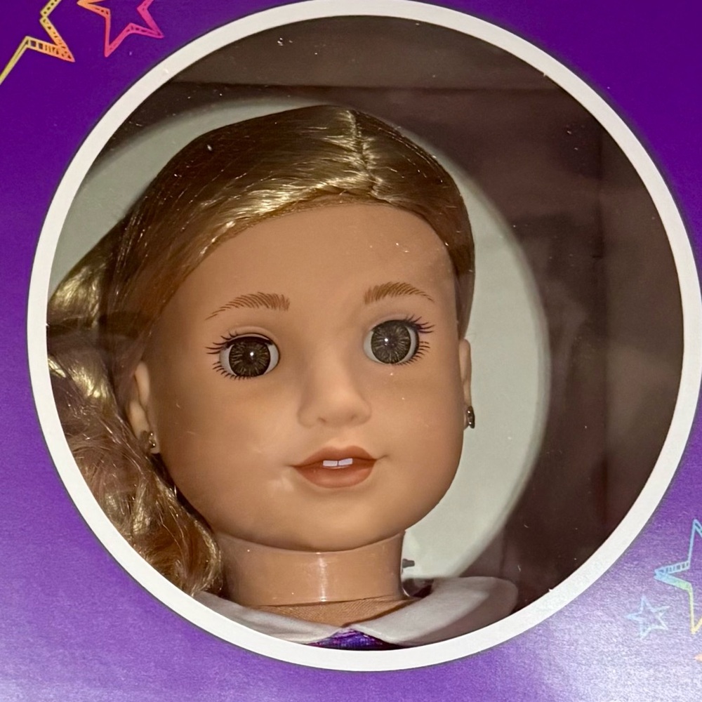 NEW American Girl Truly Me #125 w/ear piercing